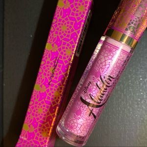 NEW unused MAC Disney Aladdin Lipglass